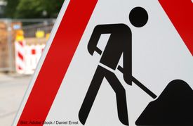 Bis Mitte Oktober wird die Brücke über die Schickhardstraße in Böblingen-Hulb saniert.